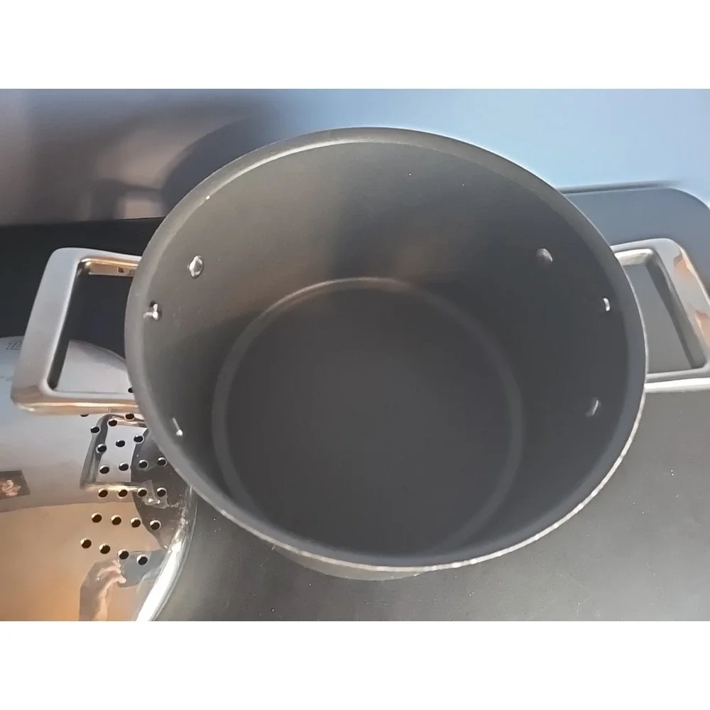 Circulon Hard Anodized‎ Aluminum 7 Quart Casserole With Locking Straining Lid